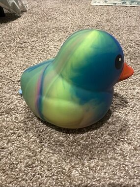 Rainbow Squishy Duck- Squeeezy